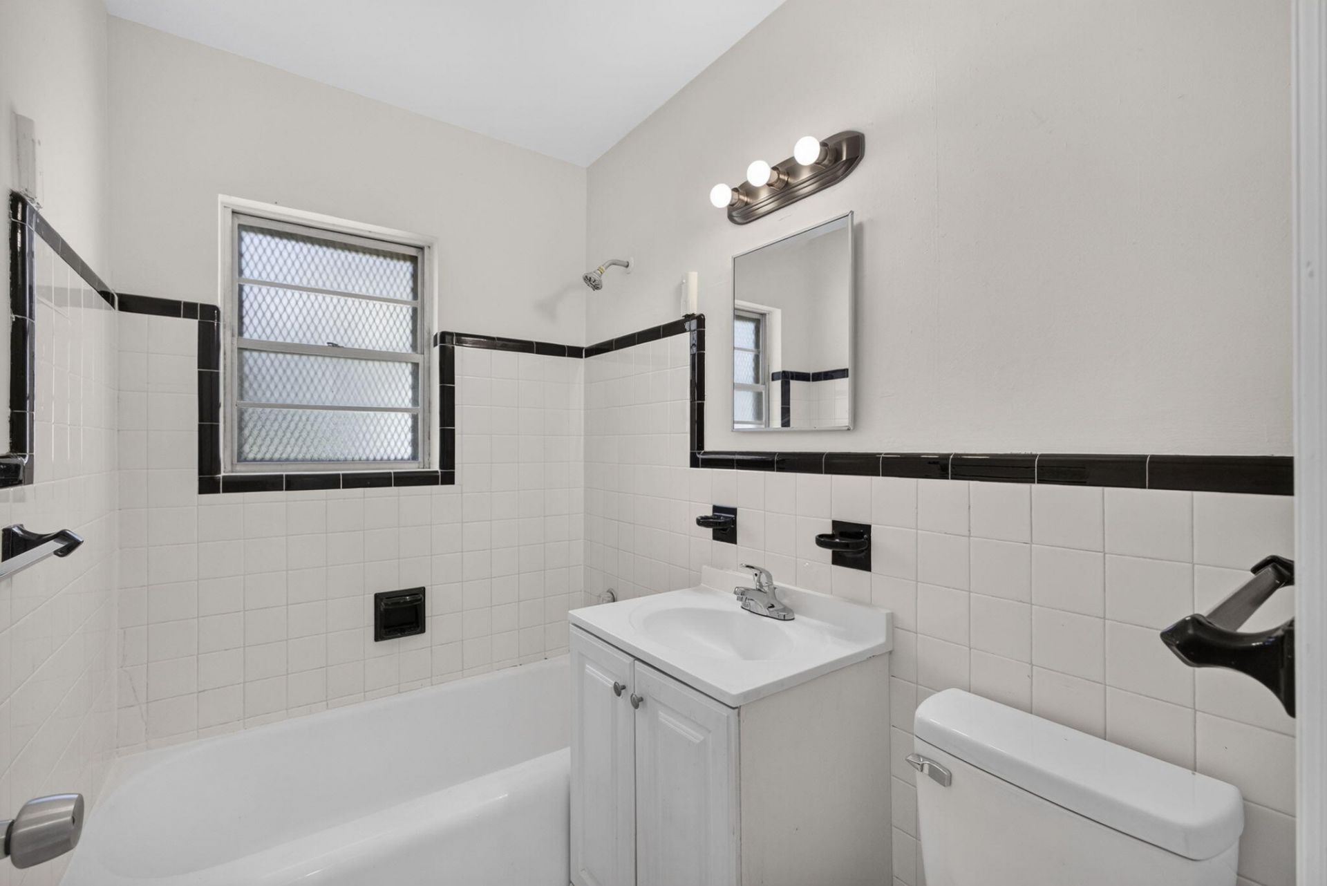 304 Cypress Drive, Lake Park, FL 33403 Photo