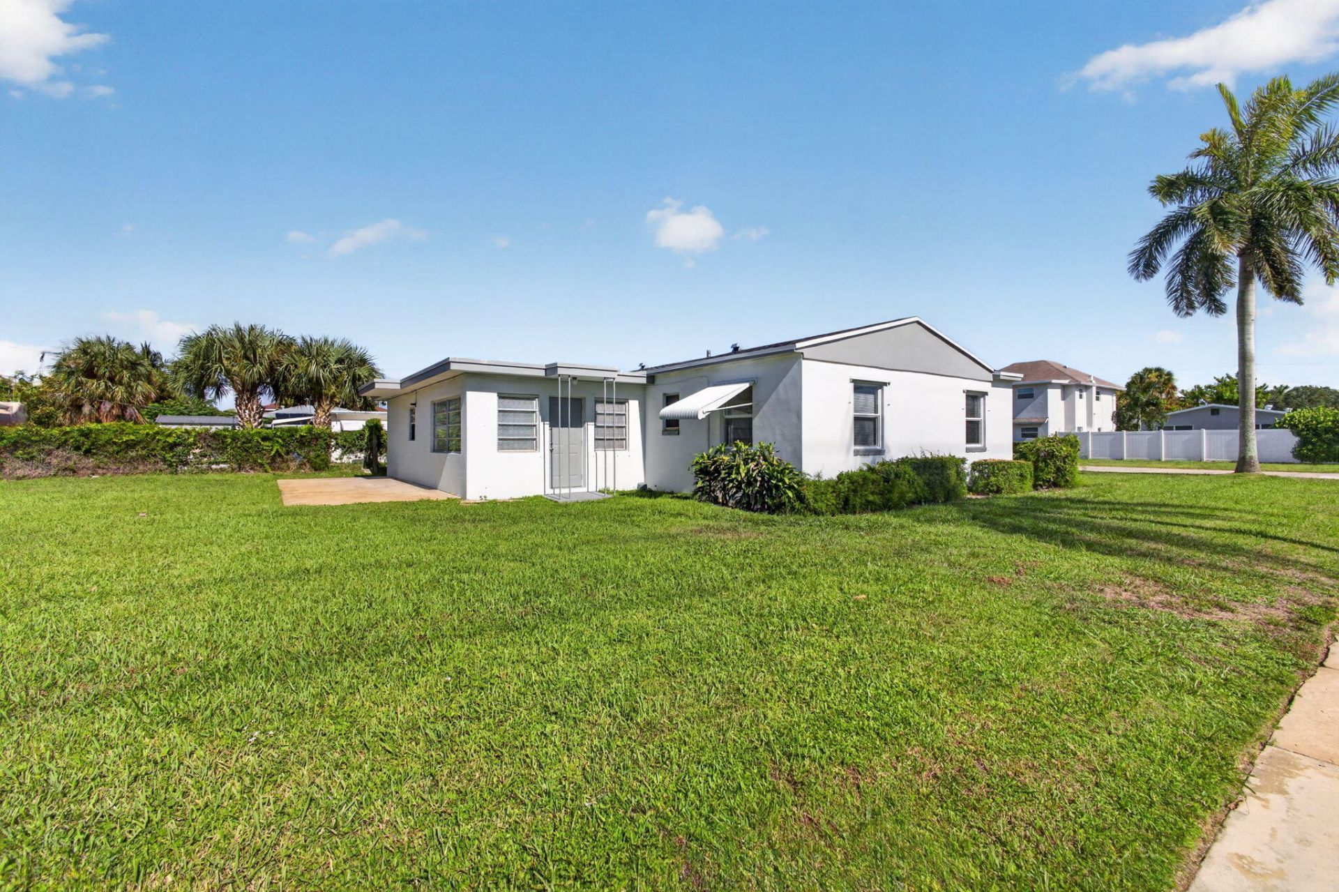 304 Cypress Drive, Lake Park, FL 33403 Photo