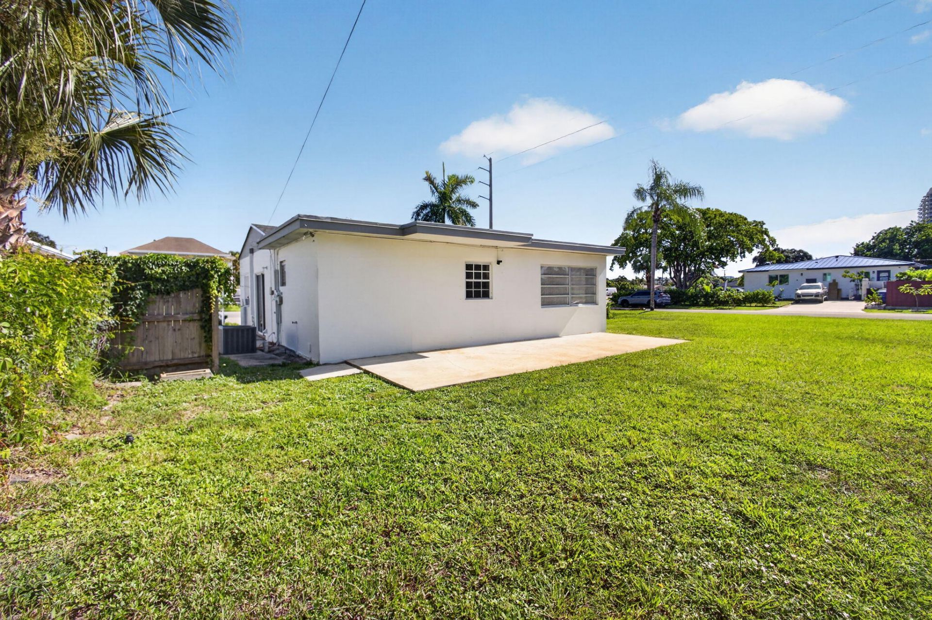 304 Cypress Drive, Lake Park, FL 33403 Photo
