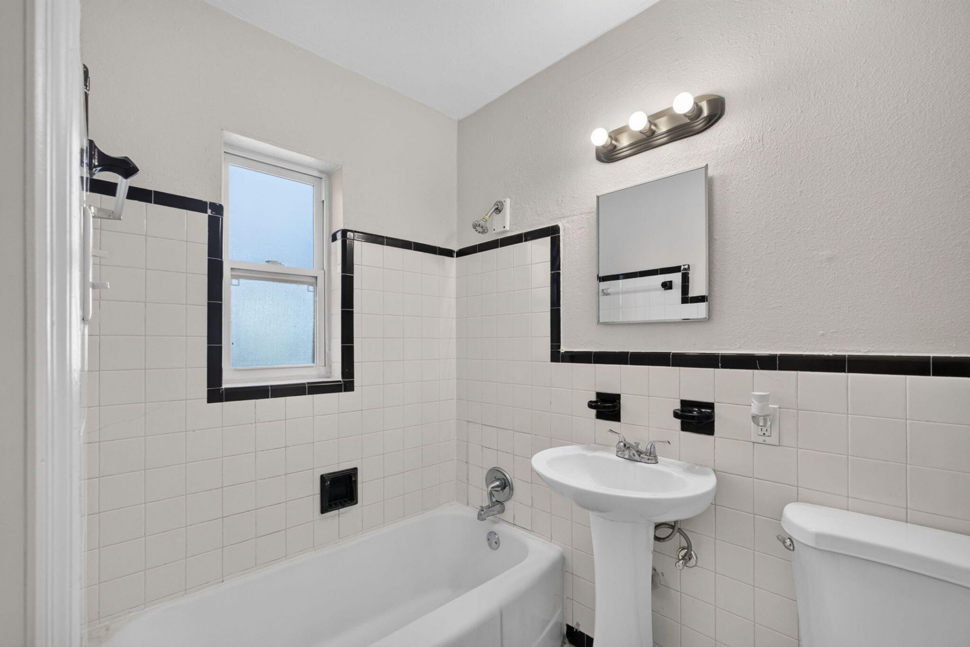 304 Cypress Drive, Lake Park, FL 33403 Photo