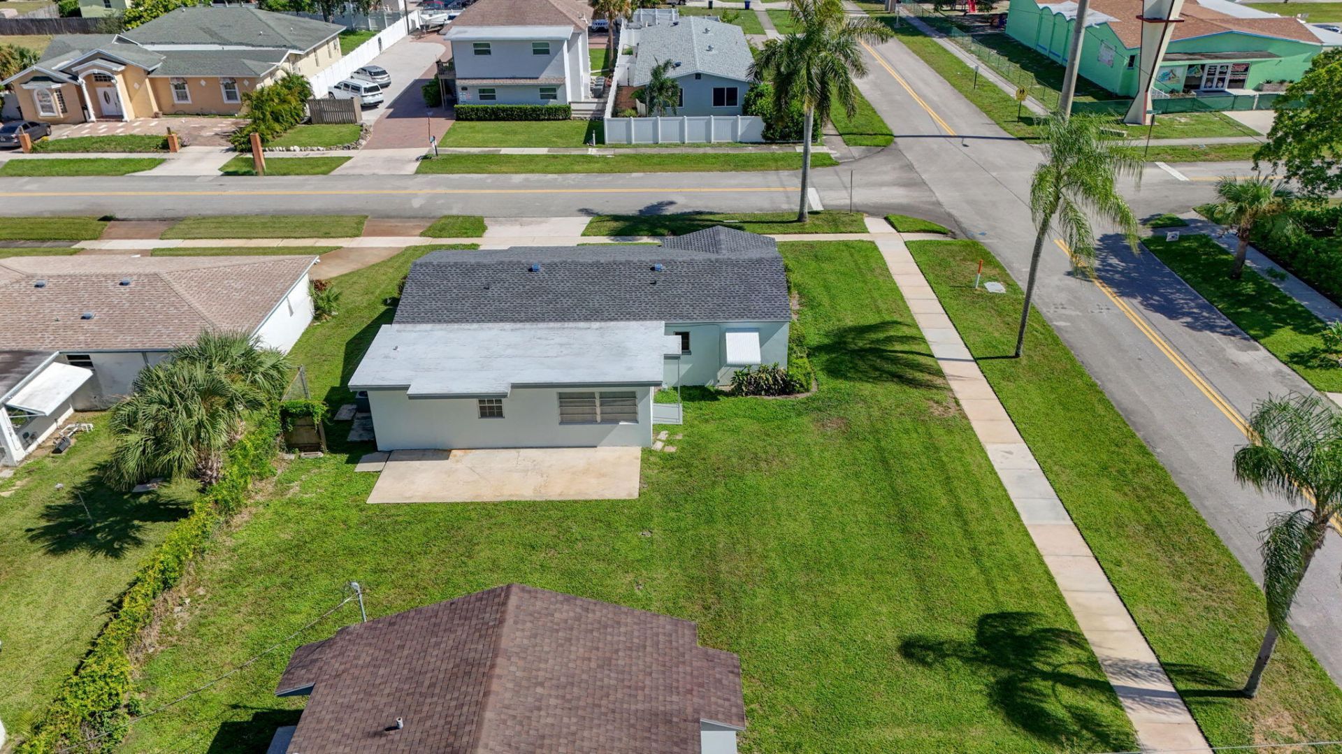 304 Cypress Drive, Lake Park, FL 33403 Photo