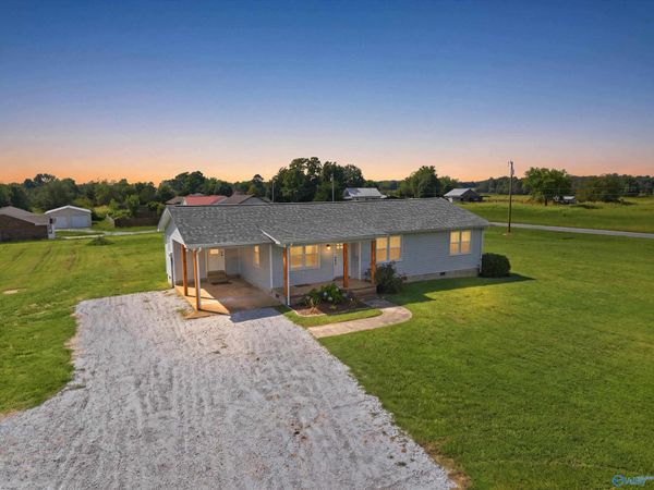 16959 Glaze Road, Athens, AL 35611