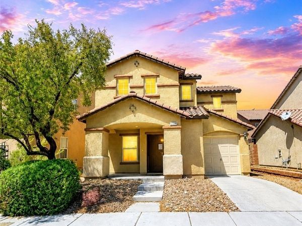 12025 Giles Street , Las Vegas, NV 89183