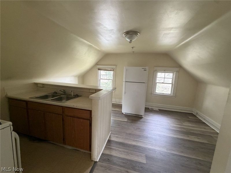 277 Crandall Avenue, Youngstown, OH 44504 Photo 4