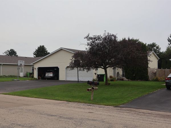 208-210 Eilbes Avenue, Beaver Dam, WI 53916