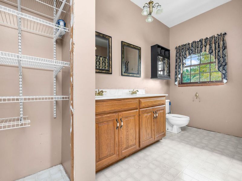 10333 Township Road 240 , Lewistown, OH 43333 Photo 26
