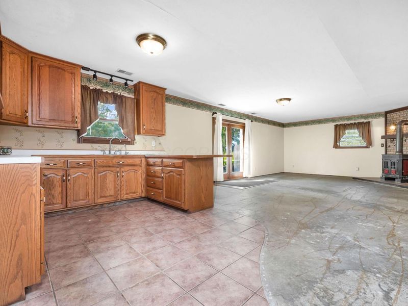 10333 Township Road 240 , Lewistown, OH 43333 Photo 4