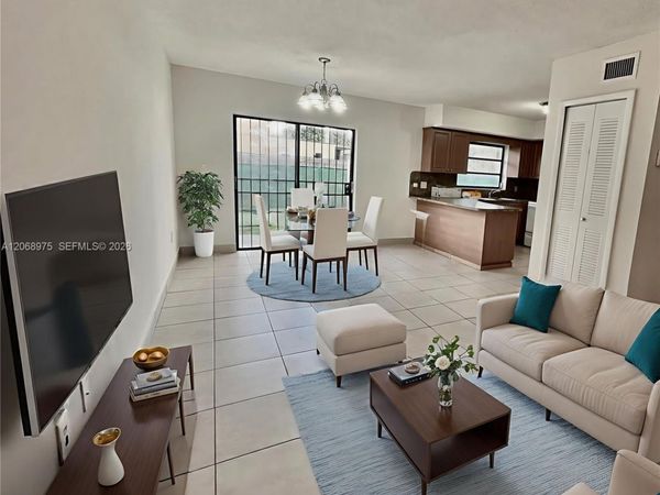 1095 W 37th St, Hialeah, FL 33012