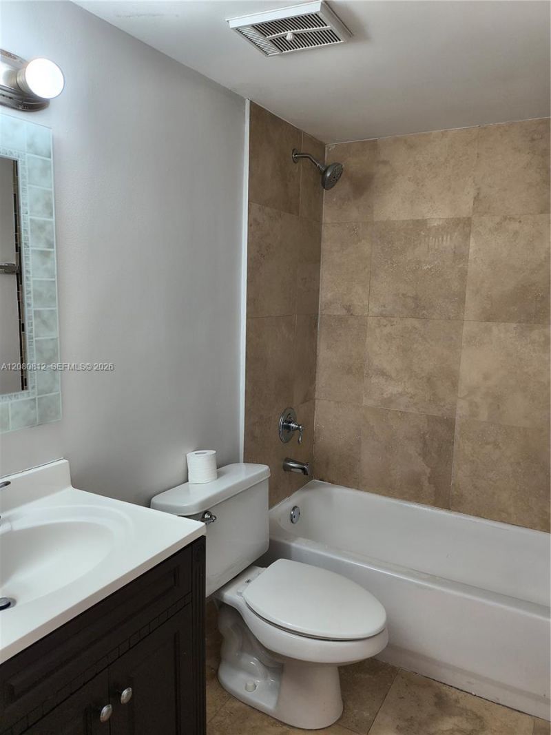 1740 NW N River Dr , Unit 120, Miami, FL 33125 Photo