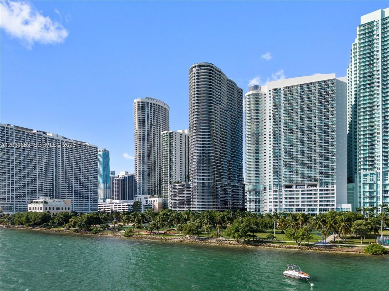 488 NE 18 , Unit 806, Miami, FL 33132 Photo