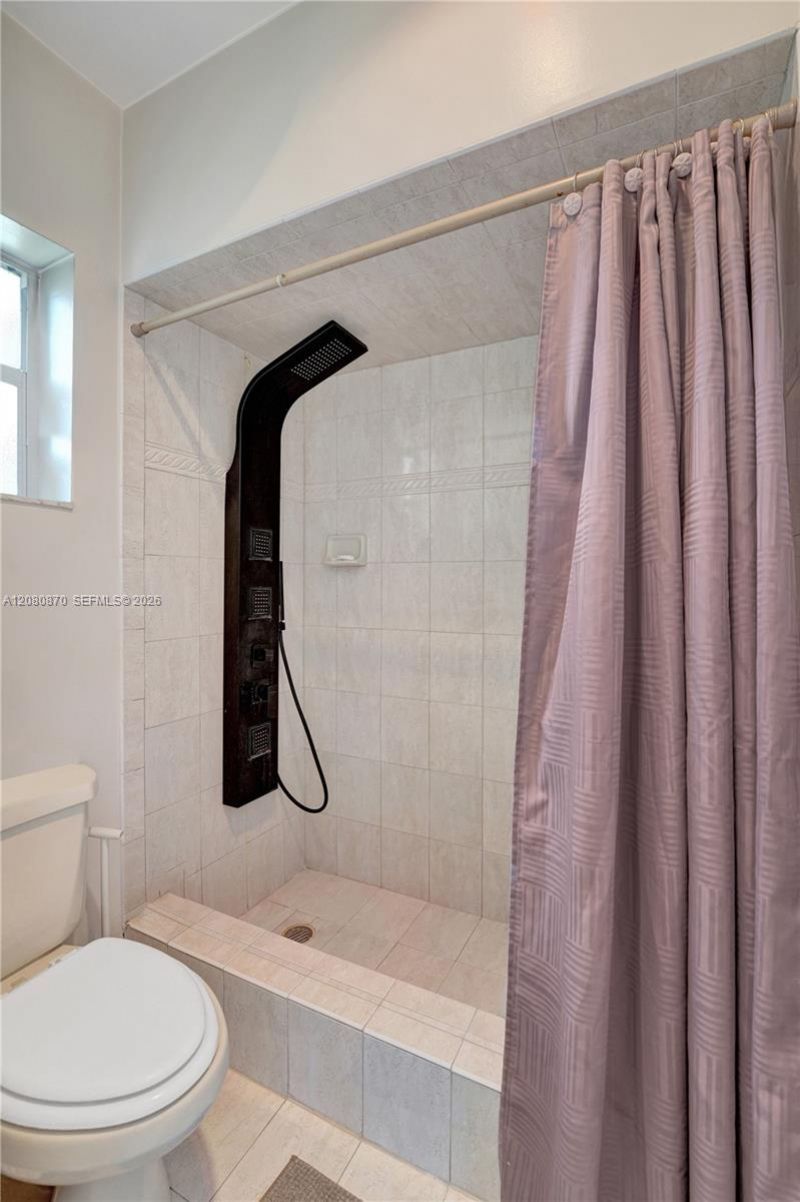 541 N 70th Ter, Hollywood, FL 33024 Photo