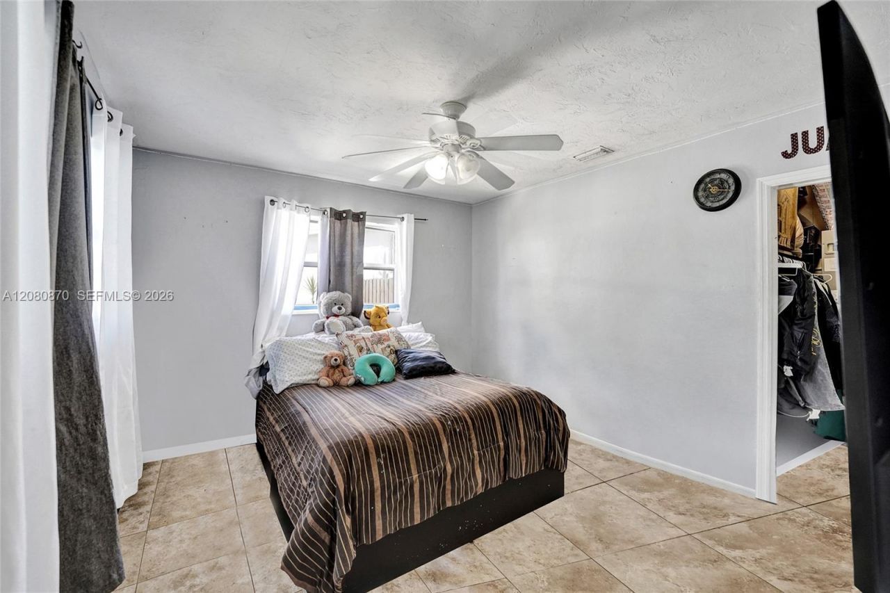 541 N 70th Ter, Hollywood, FL 33024 Photo