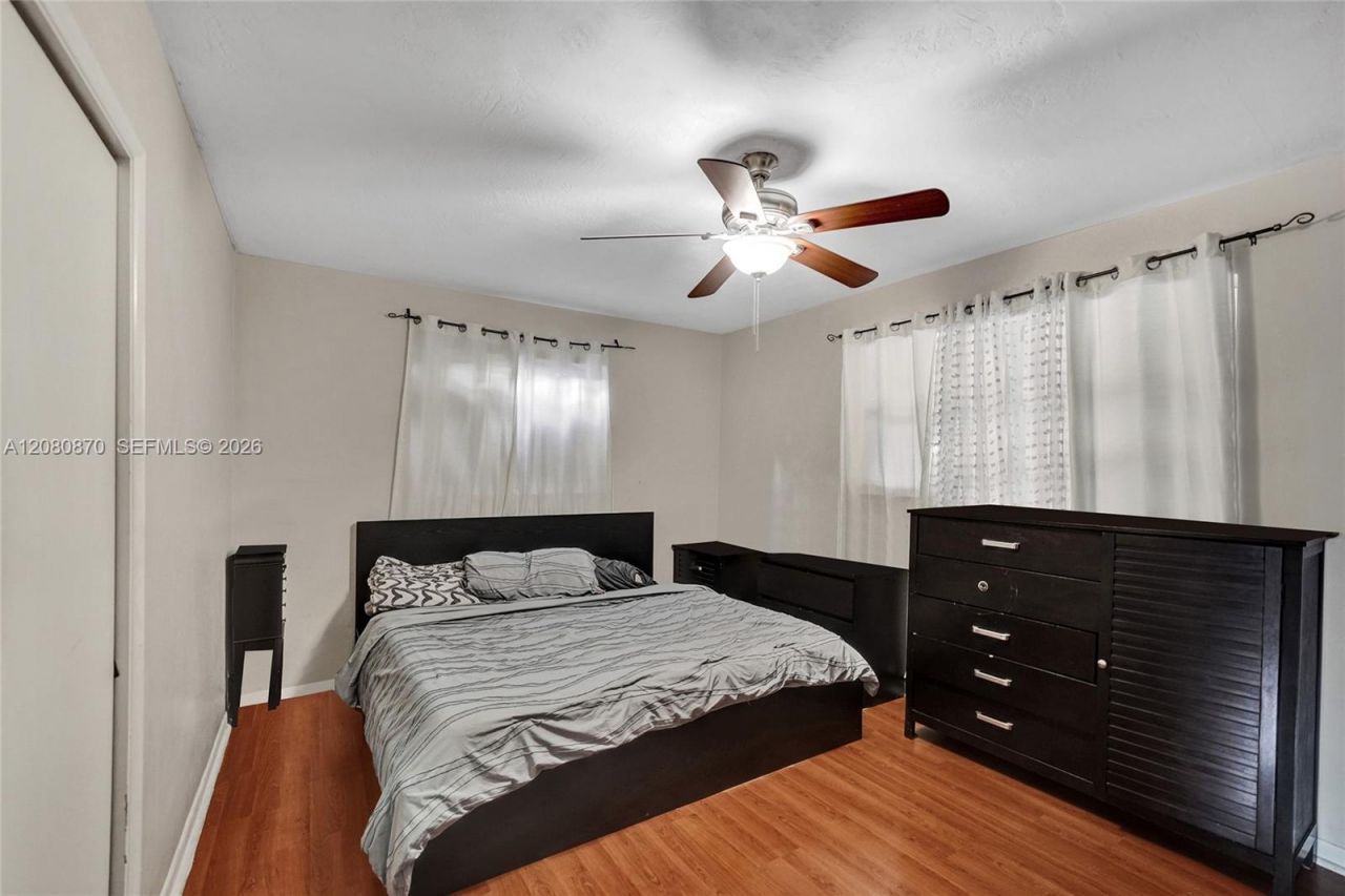 541 N 70th Ter, Hollywood, FL 33024 Photo