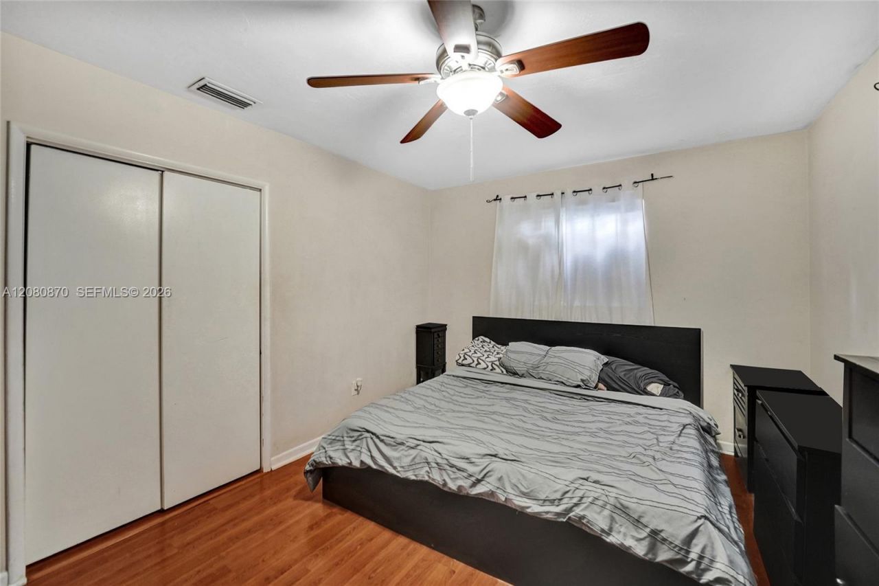 541 N 70th Ter, Hollywood, FL 33024 Photo