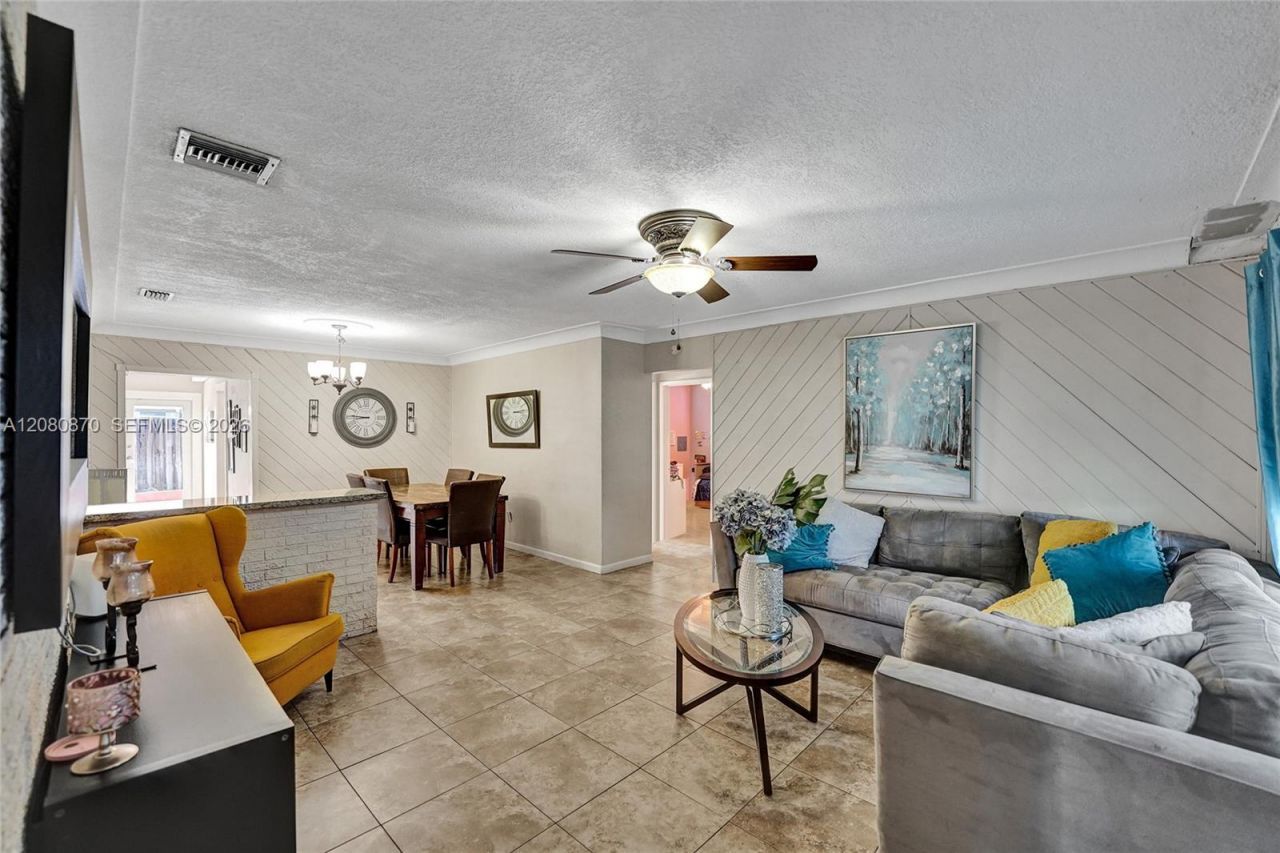 541 N 70th Ter, Hollywood, FL 33024 Photo
