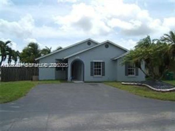 24833 SW 128th Ct , Homestead, FL 33032