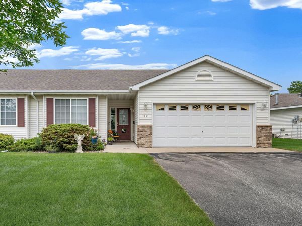 160 24th Place NW, Owatonna, MN 55060
