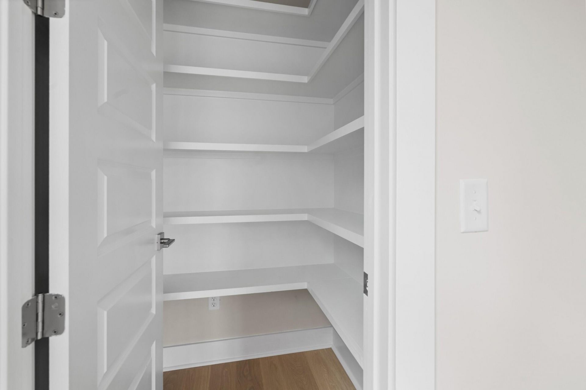 108 Factory Creek Court Photo 17
