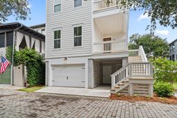 108 Factory Creek Court photo 4