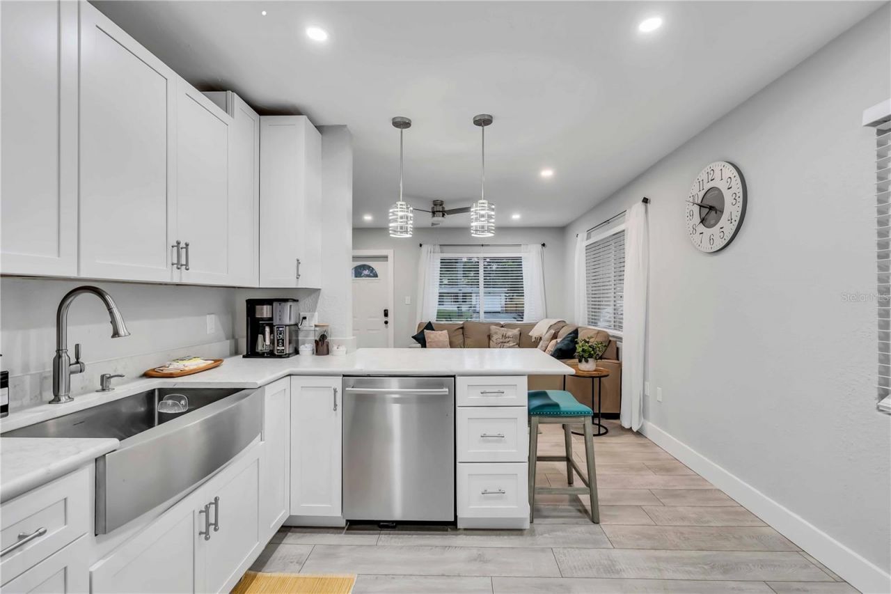 3231 New England Street, Sarasota, FL 34231 Photo