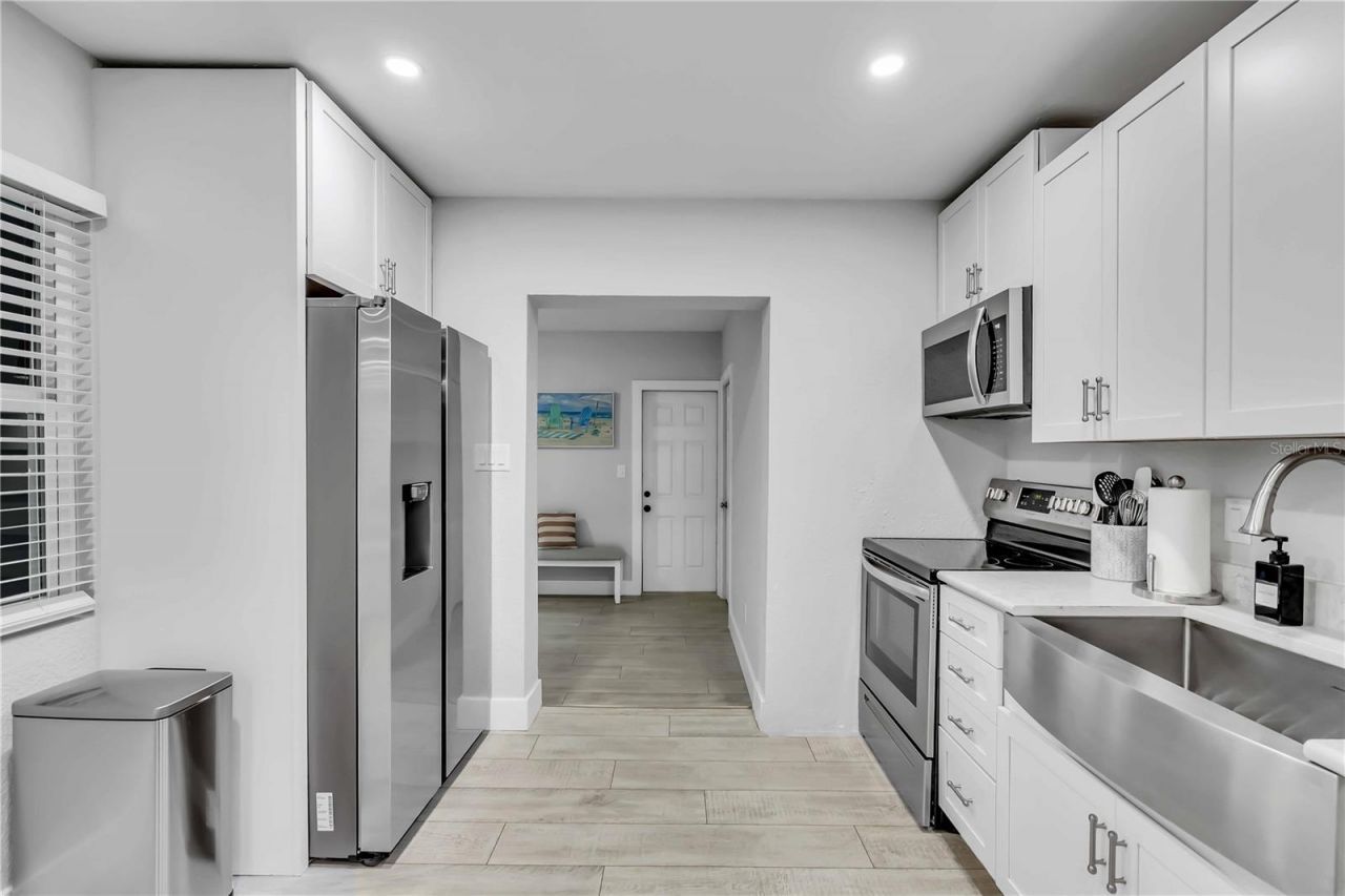 3231 New England Street, Sarasota, FL 34231 Photo