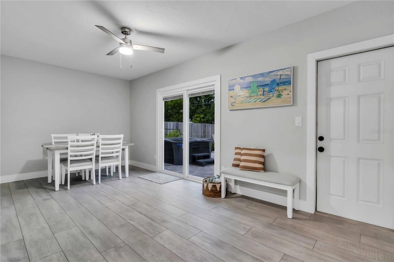 3231 New England Street, Sarasota, FL 34231 Photo
