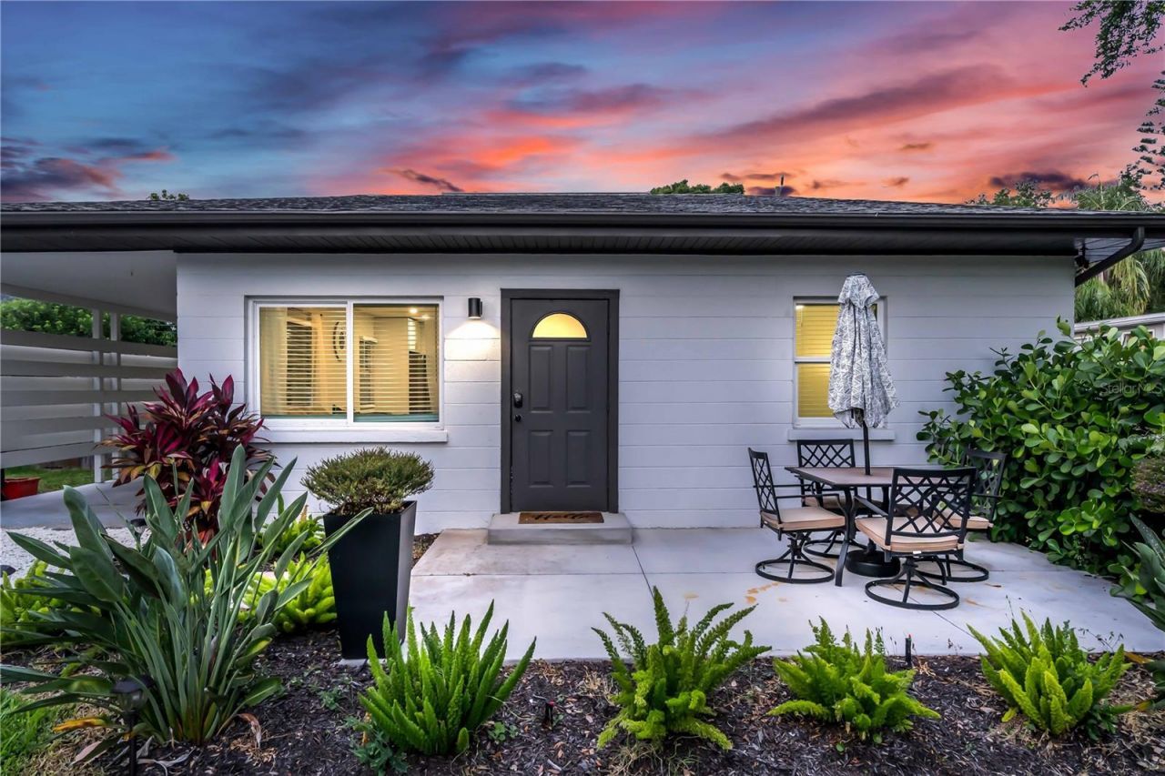 3231 New England Street, Sarasota, FL 34231 Photo