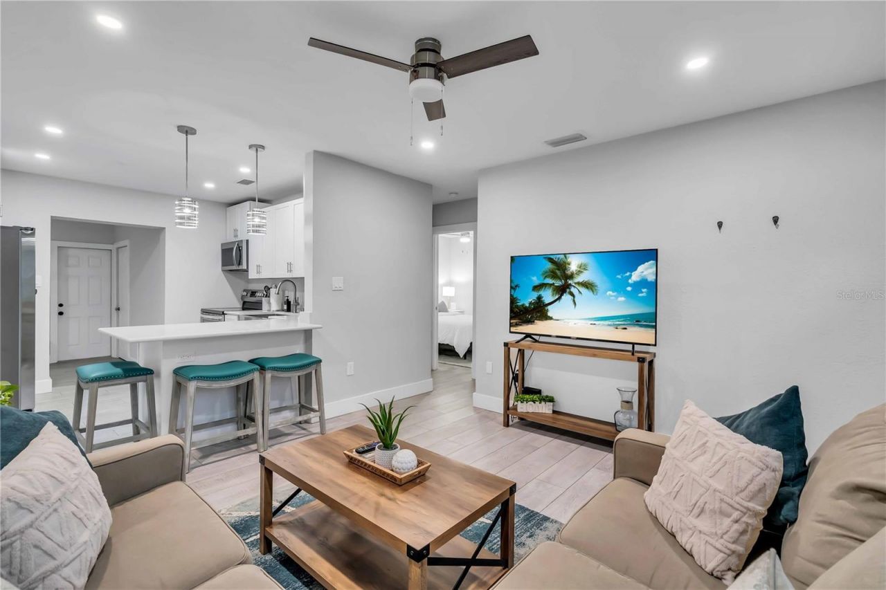 3231 New England Street, Sarasota, FL 34231 Photo