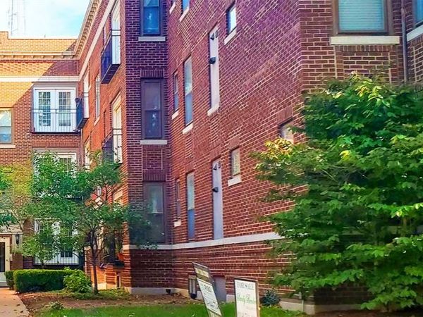 5677 Waterman, Unit 32, St Louis, MO 63112