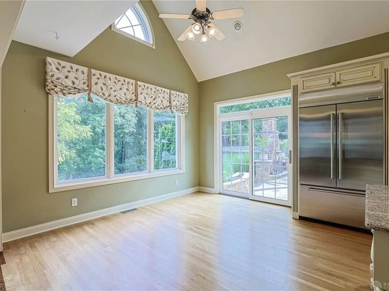5512 Charleston Woods Drive, Liberty Township, OH 45044 Photo 11