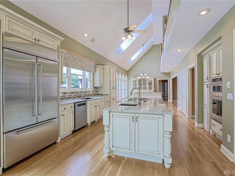5512 Charleston Woods Drive, Liberty Township, OH 45044 Photo 17