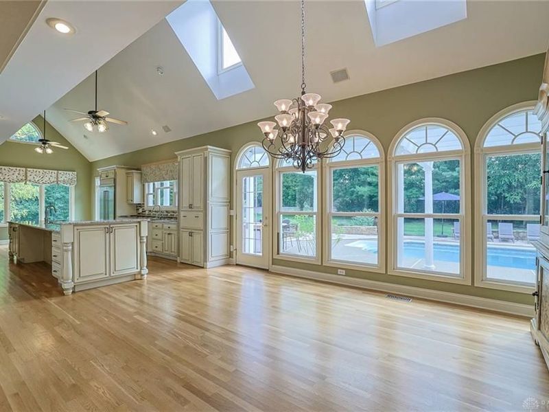 5512 Charleston Woods Drive, Liberty Township, OH 45044 Photo 21