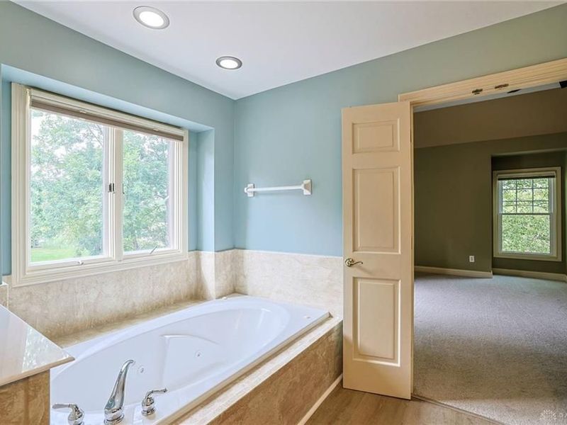 5512 Charleston Woods Drive, Liberty Township, OH 45044 Photo 31