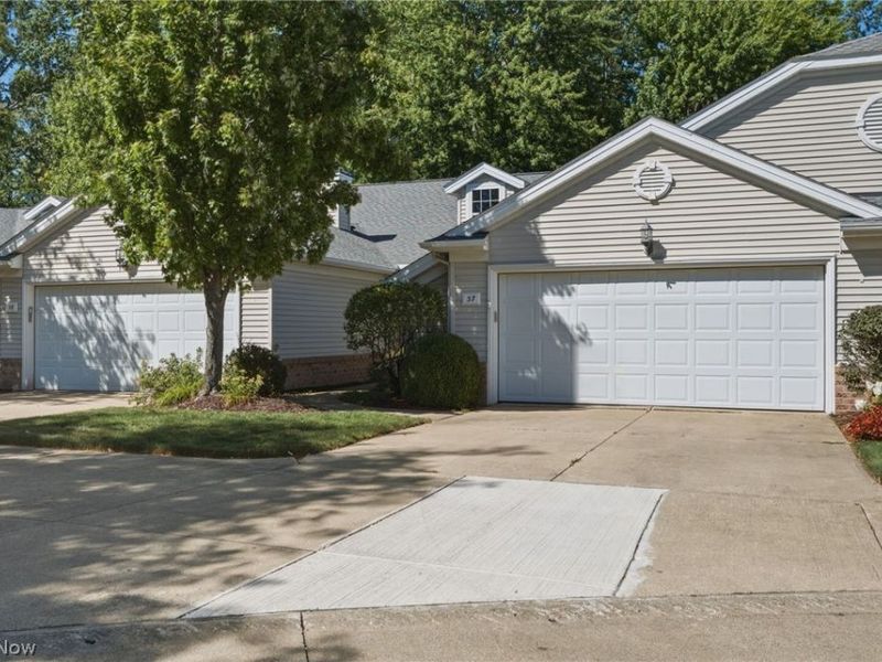 37 Community Drive, Avon Lake, OH 44012 Photo 2