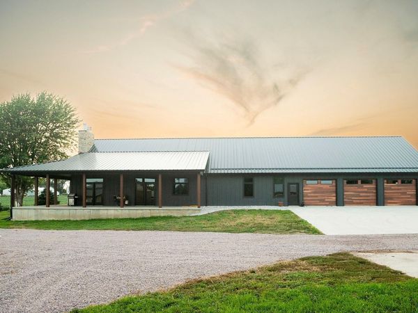 3561 440TH ST, Orange City, IA 51041