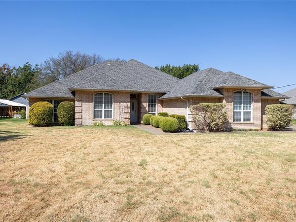 3904 Santa Cruz Street, Granbury, TX 76049
