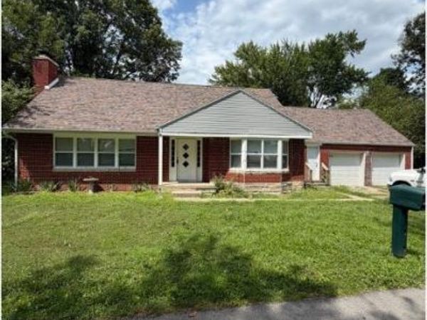 2924 W 22nd Street , Anderson, IN 46011