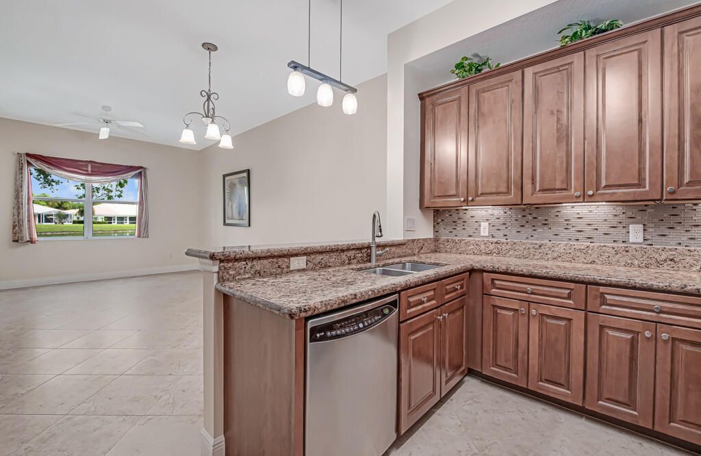 9777 Bowline Drive, Unit 102, West Palm Beach, FL 33411 Photo