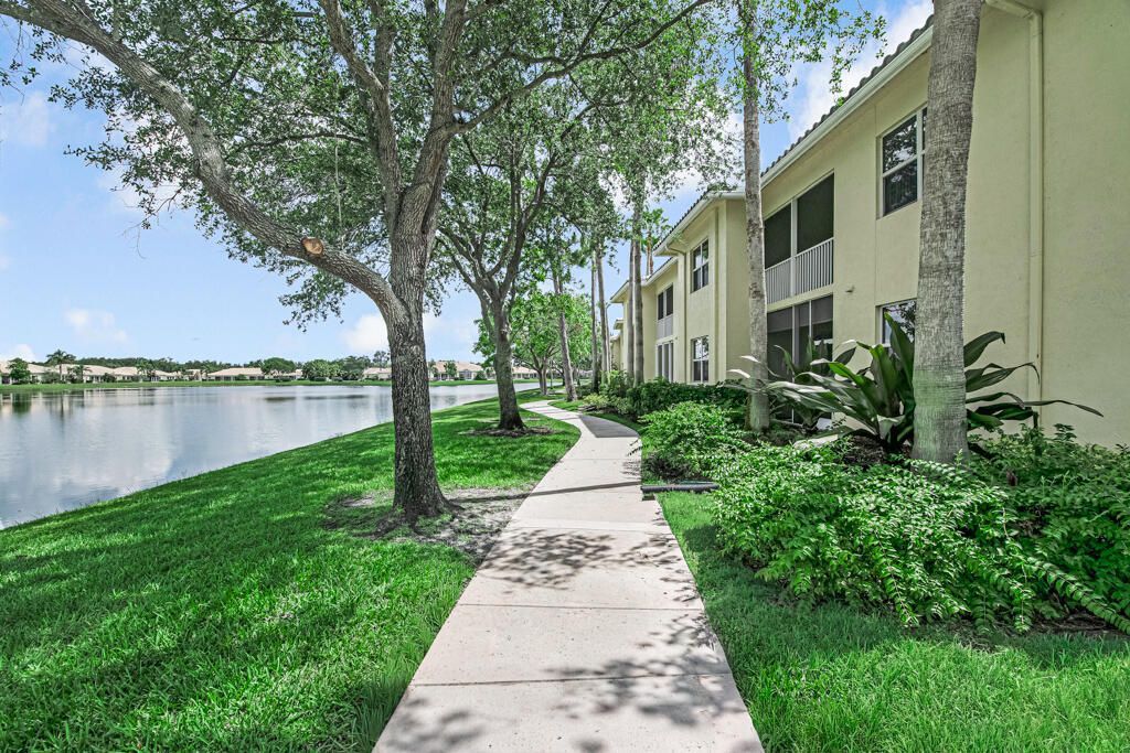 9777 Bowline Drive, Unit 102, West Palm Beach, FL 33411 Photo