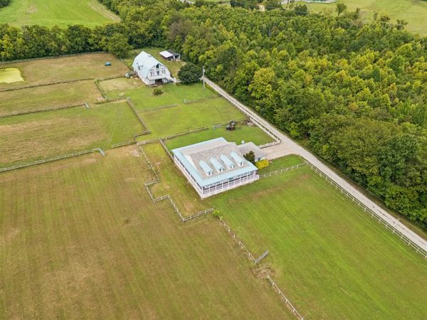 2290 Osburn Rd , Arrington, TN 37014