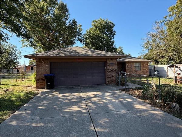 305 SW 8th Street, Minco, OK 73059