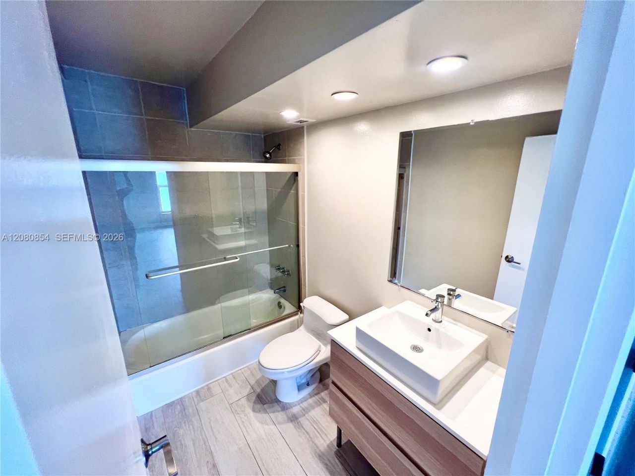 1300 Alton Rd, Unit 6C, Miami Beach, FL 33139 Photo