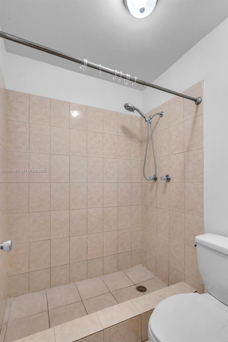6112 SW 3rd St , Unit 2, Margate, FL 33068 Photo