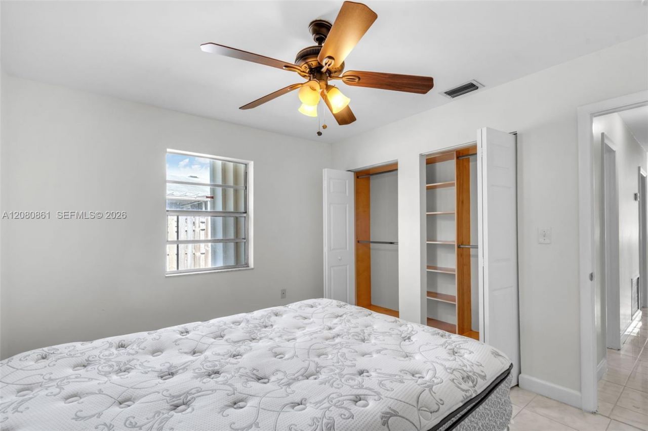 6112 SW 3rd St , Unit 2, Margate, FL 33068 Photo