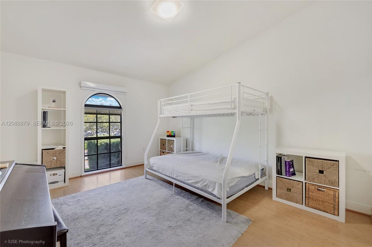 596 Fernwood Rd , Unit B, Key Biscayne, FL 33149 Photo
