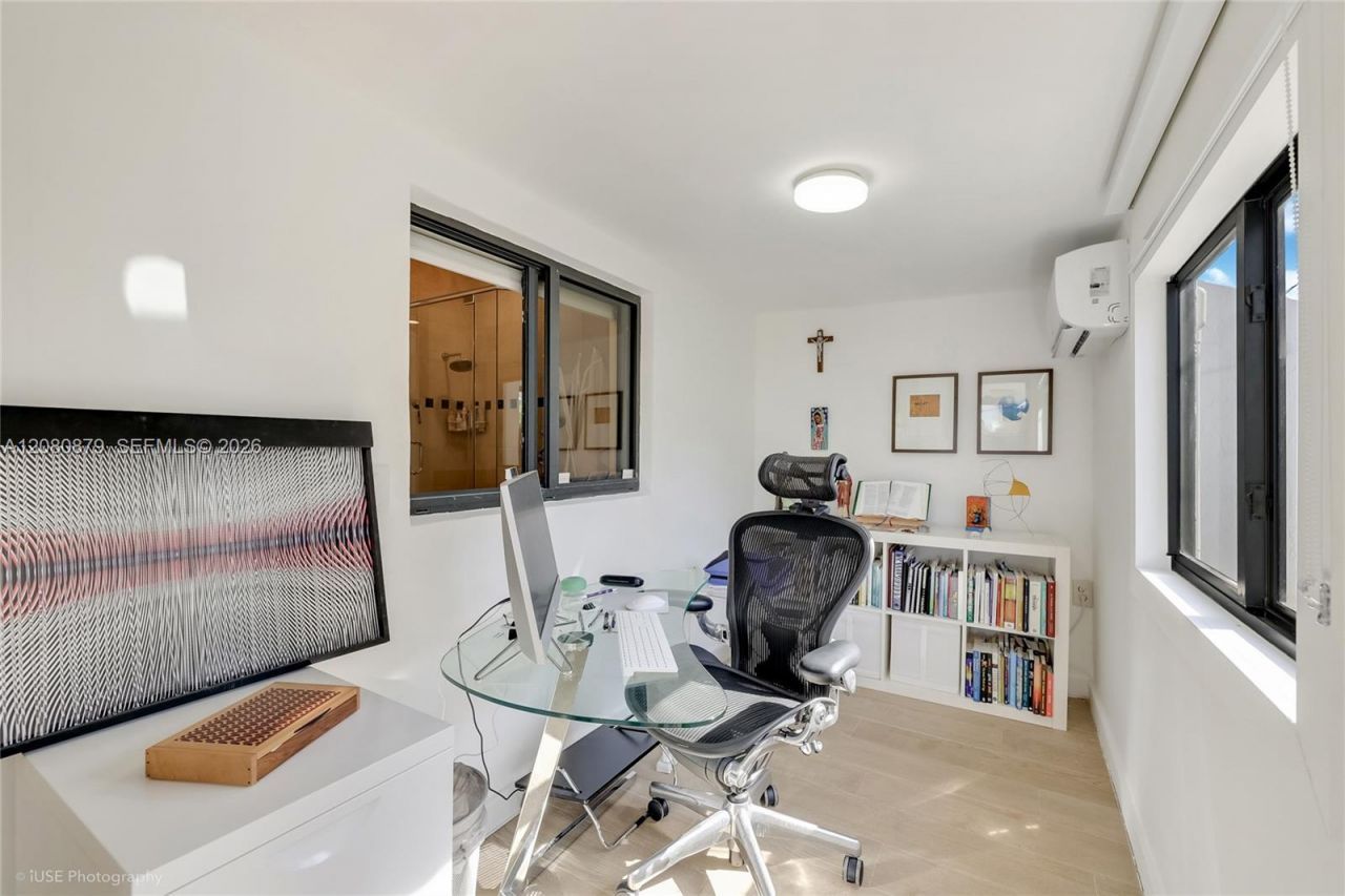 596 Fernwood Rd , Unit B, Key Biscayne, FL 33149 Photo