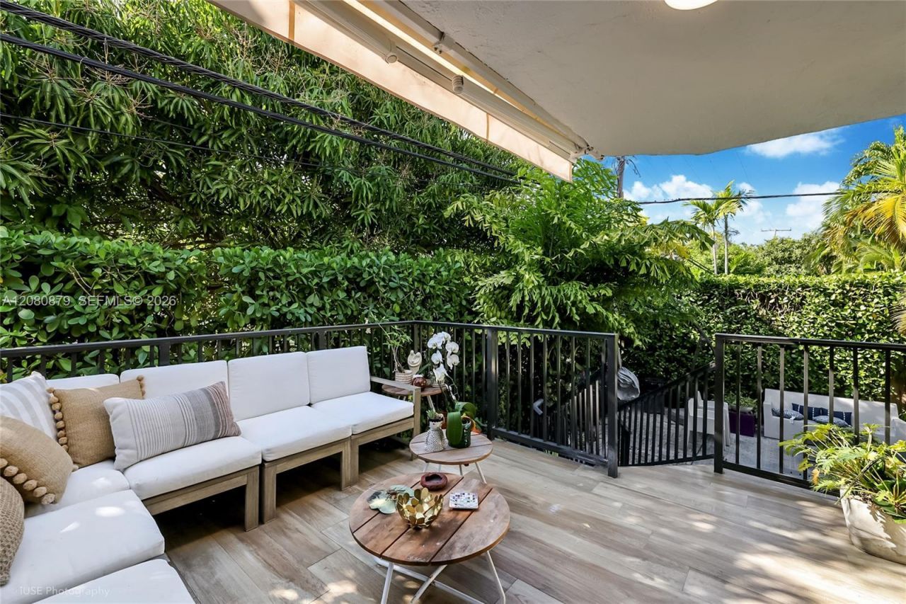596 Fernwood Rd , Unit B, Key Biscayne, FL 33149 Photo