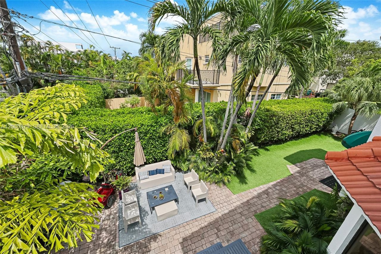 596 Fernwood Rd, Unit B, Key Biscayne, FL 33149 Photo