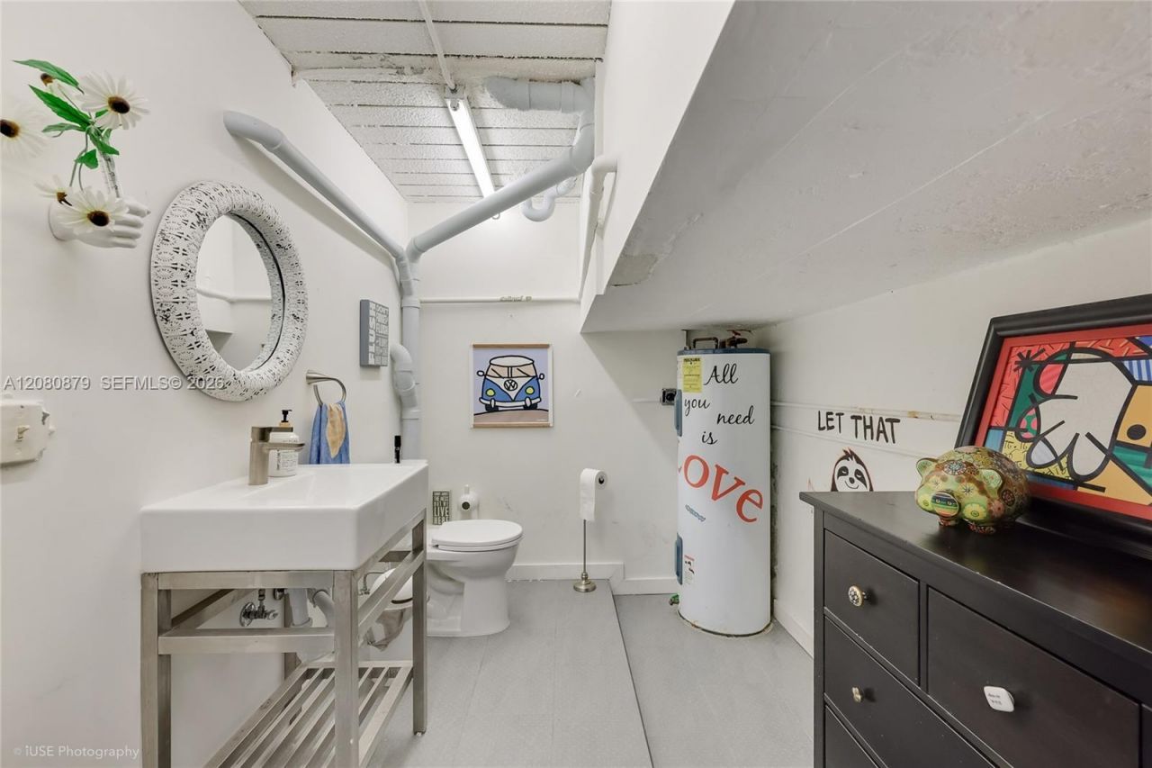 596 Fernwood Rd , Unit B, Key Biscayne, FL 33149 Photo