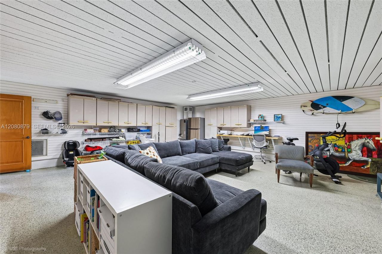 596 Fernwood Rd, Unit B, Key Biscayne, FL 33149 Photo
